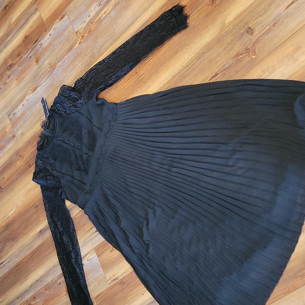 🆕 Tfnc black dress sz 10